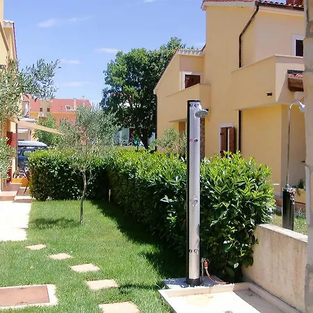 Oliva Holiday Apartment Banjole