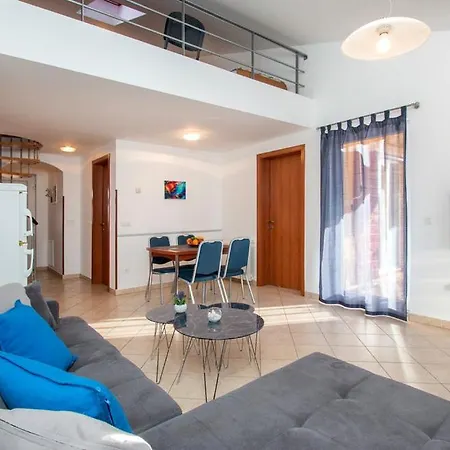 Oliva Holiday Apartment Banjole
