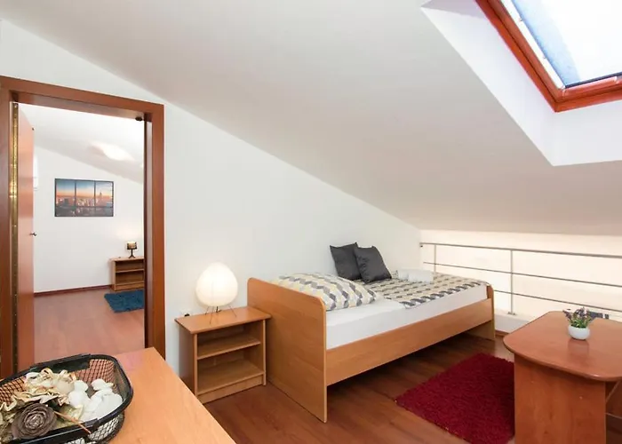 Oliva 아파트 반졸레