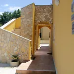 Apartment Oliva Holiday Apartment *
