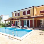 Oliva Holiday Apartment Banjole